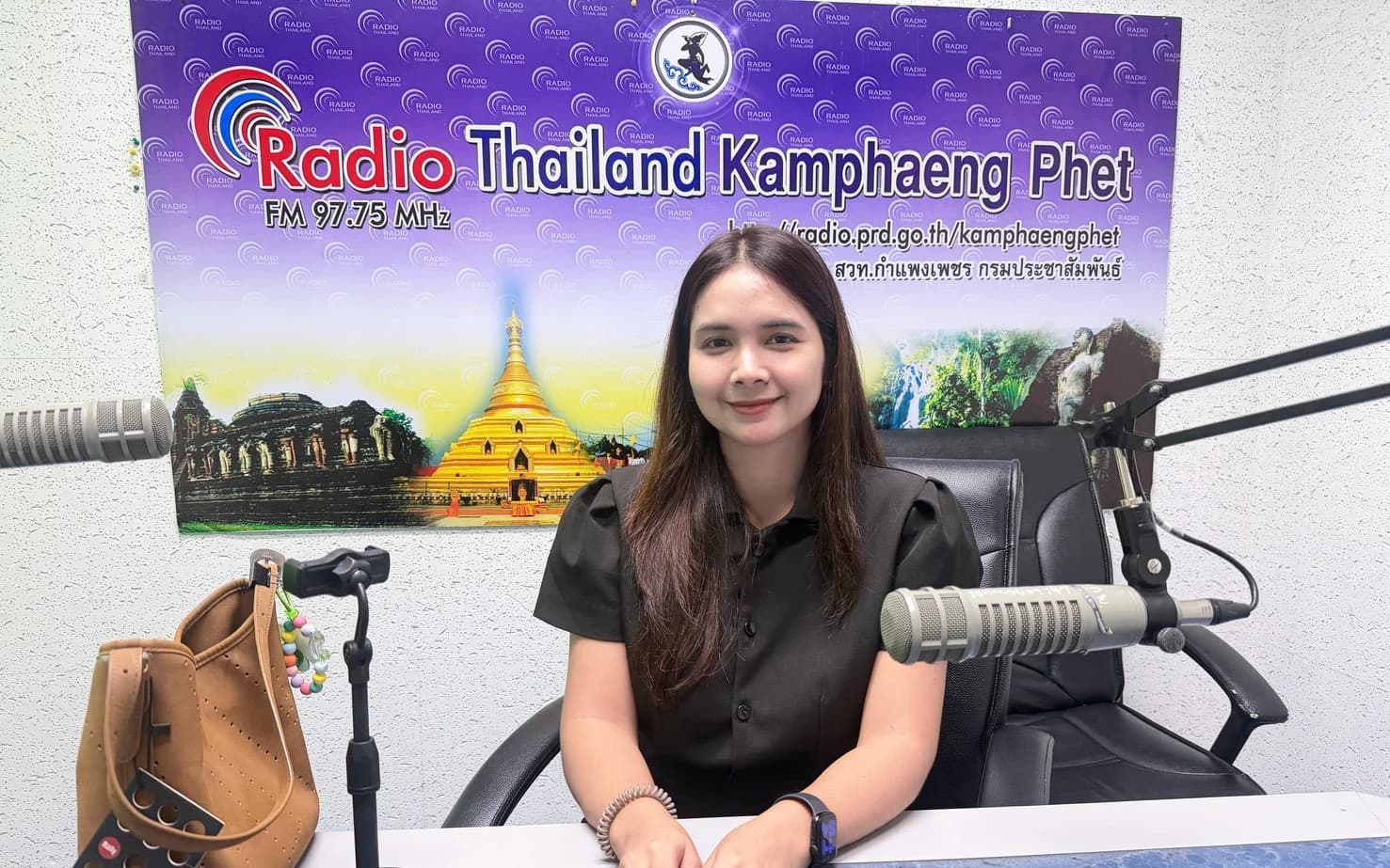 สำนักงานการท่องเที่ยวและกีฬาจังหวัดกำแพงเพชร ดำเนินรายการวิทยุ “เที่ยวดี...มีสุข”
